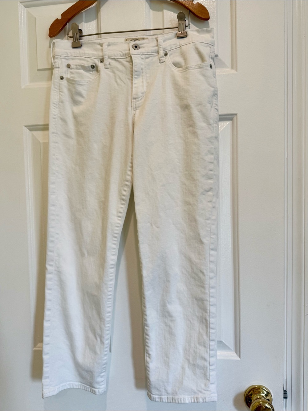 Lucky Brand White Straight-Leg Jeans🤍